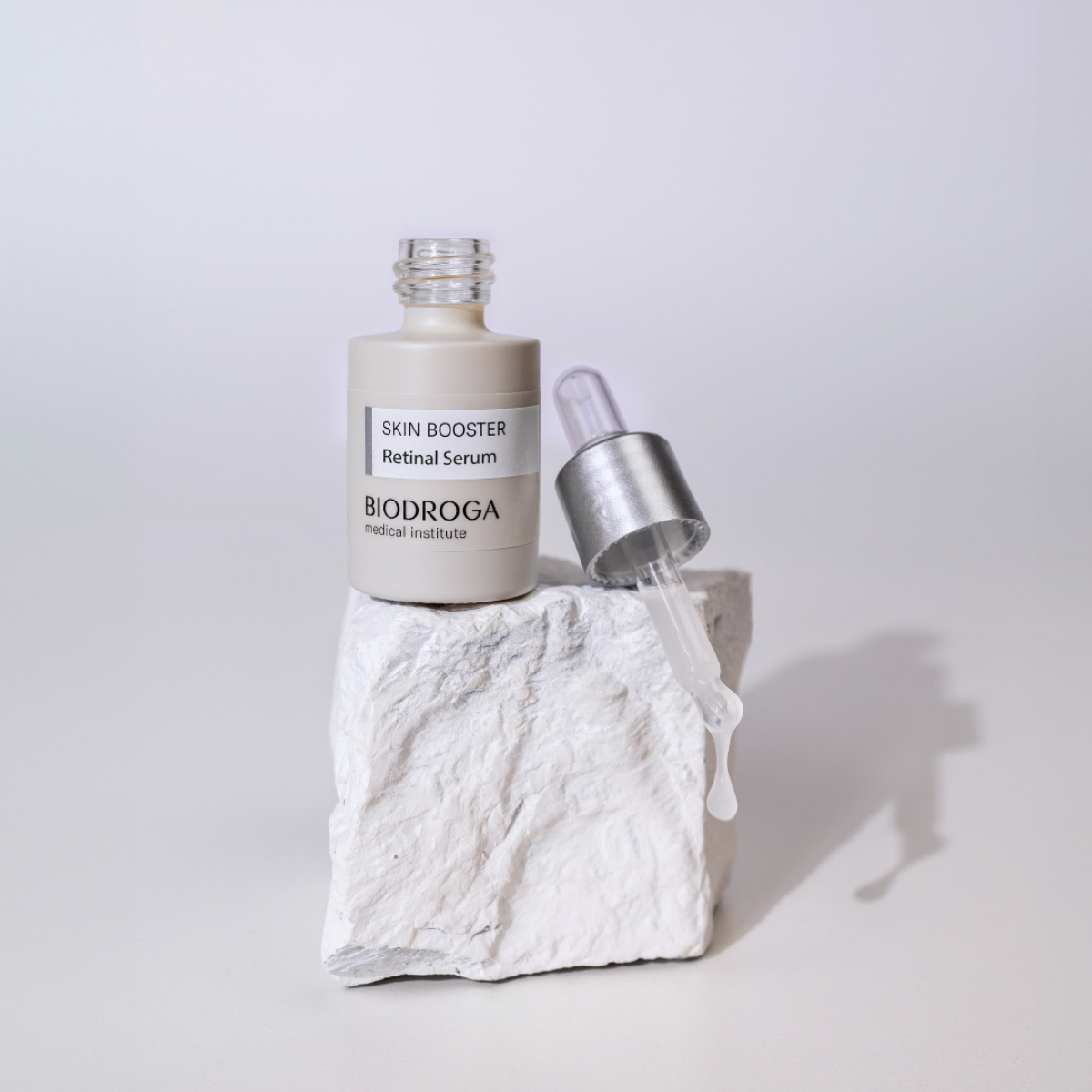 Grafisches Gestaltungselement BIODROGA Skin Booster Retinal Serum